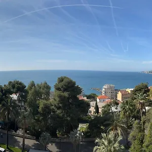 Petit Royal Hotel