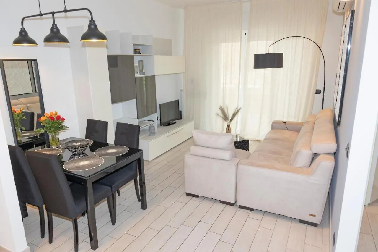 Patrizia Riviera Dream Apartment Ospedaletti Italy